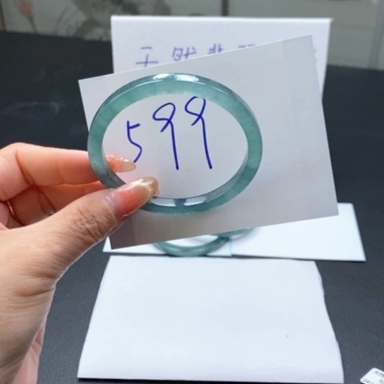 翡翠手镯未镶嵌?*K56尺寸不退换