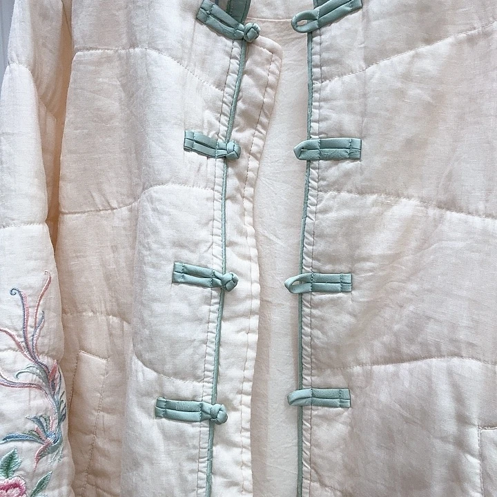 5305米色棉服麻印