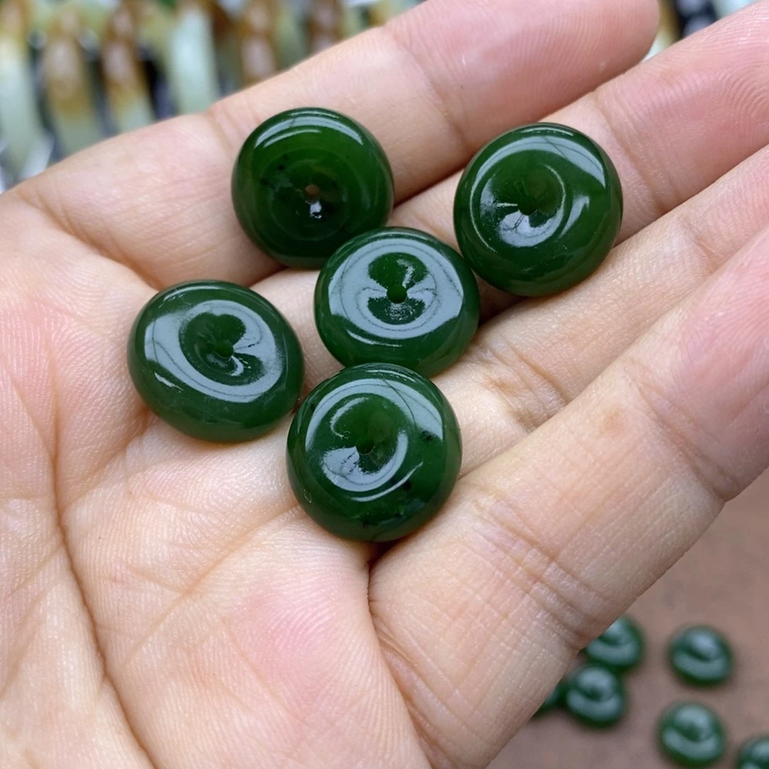 和田玉未镶嵌吊坠(不含链)