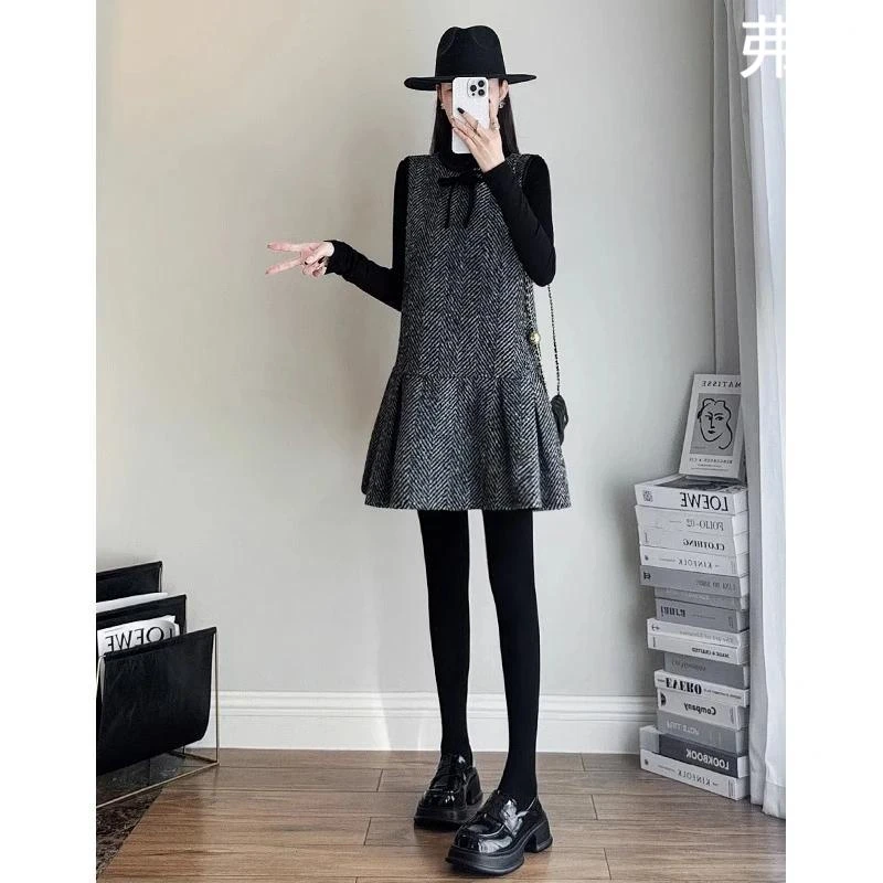 覆古气质小香风洋装2025秋冬蝴蝶结无袖背心裙子毛呢大尺码胖mm