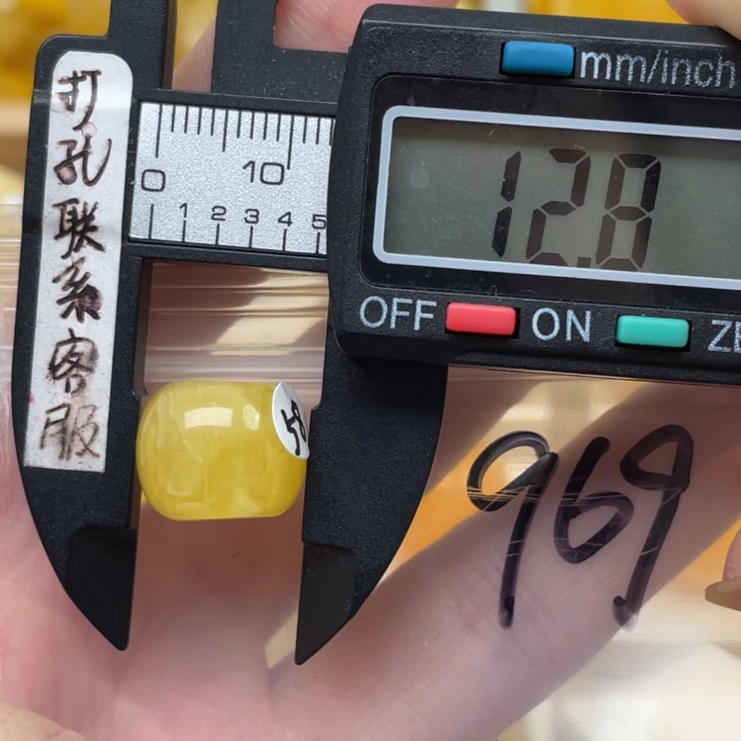 未镶嵌蜜蜡裸石好**来蜜蜡