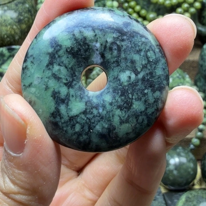 蛇纹石玉未镶嵌药王石能量养生产品