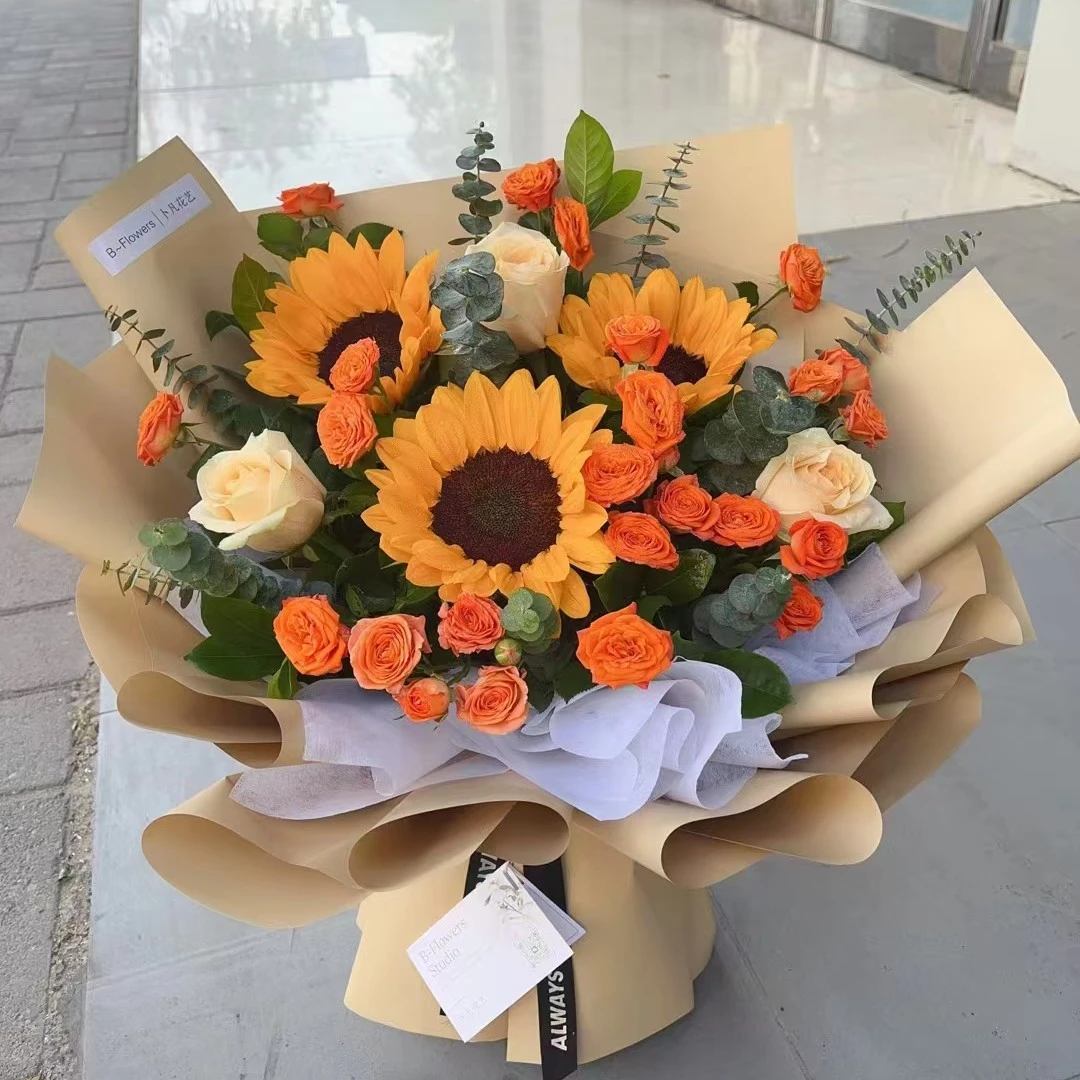 向日葵香槟玫瑰花束