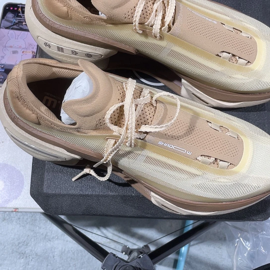 39号45.285李宁跑鞋