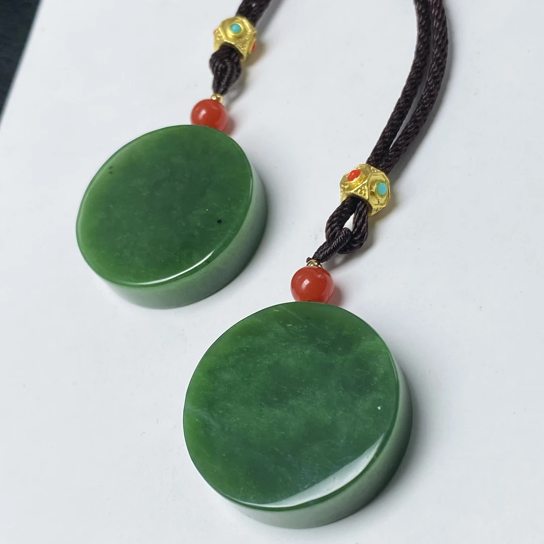 和田玉碧玉圆无事牌吊坠尺寸约30mm（微黑点）多样性发一ywsp99
