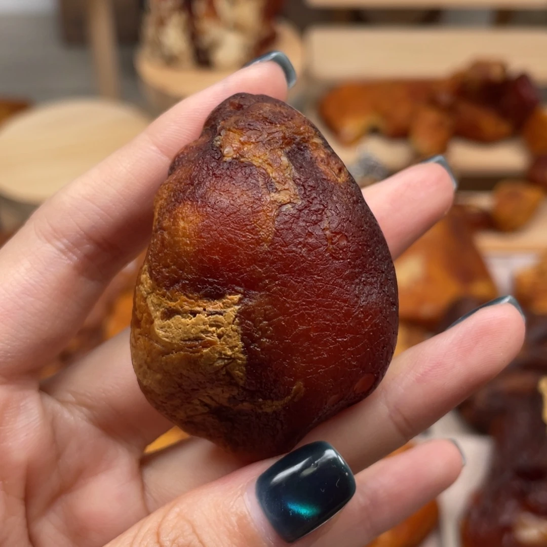 琥珀未镶嵌珠宝奇石