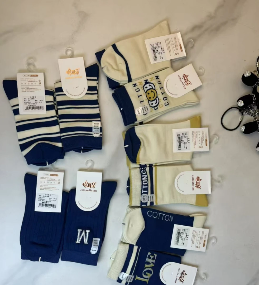袜子（随机一双）长袜短袜美腿袜防臭袜