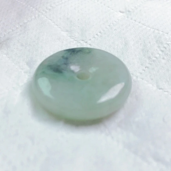 翡翠颈饰未镶嵌m*o吊坠