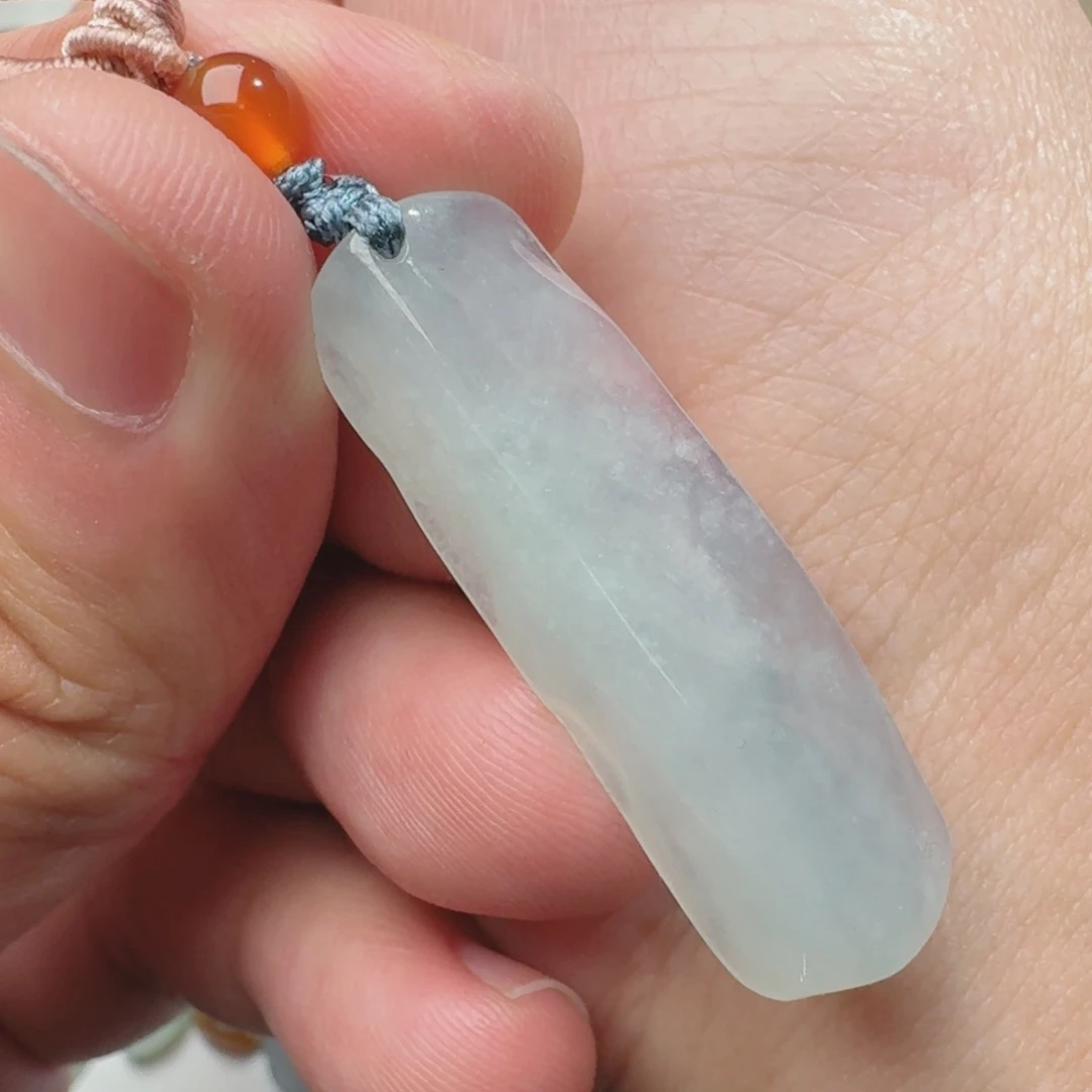 翡翠颈饰未镶嵌天然缅甸翡翠A货随形吊坠