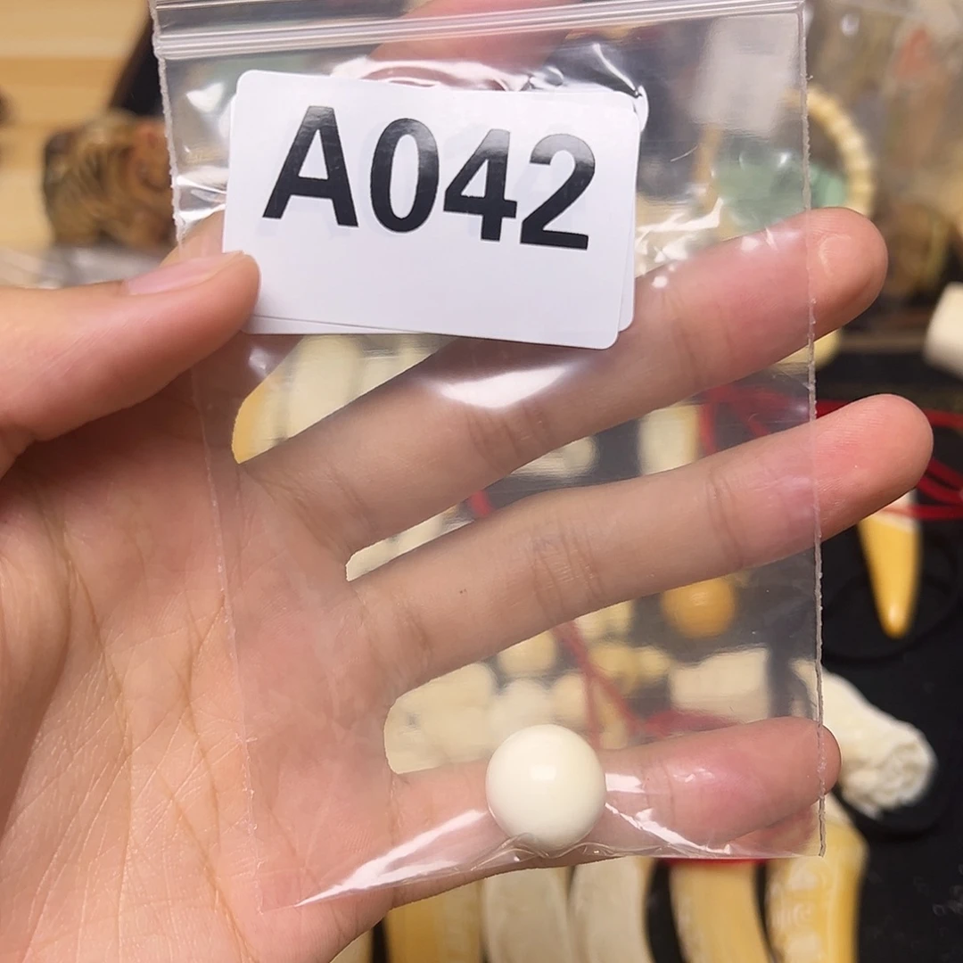 天然猛犸象牙雕刻品