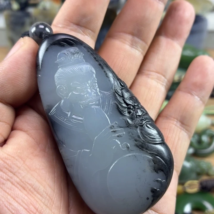 追***远和田玉未镶嵌颈饰