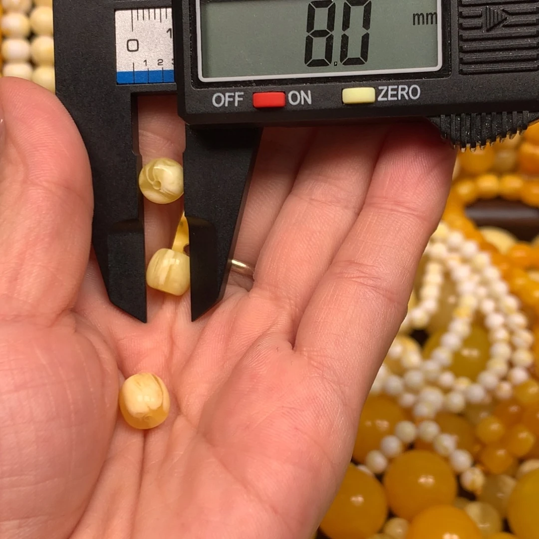 无非金属仿琥珀6739