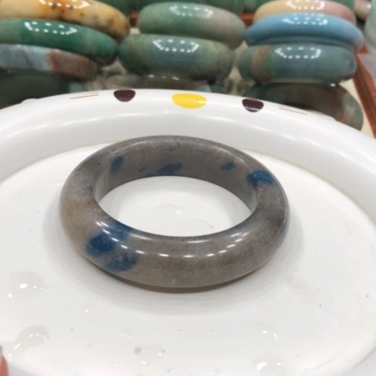 未镶嵌石英质玉珠宝半成品8