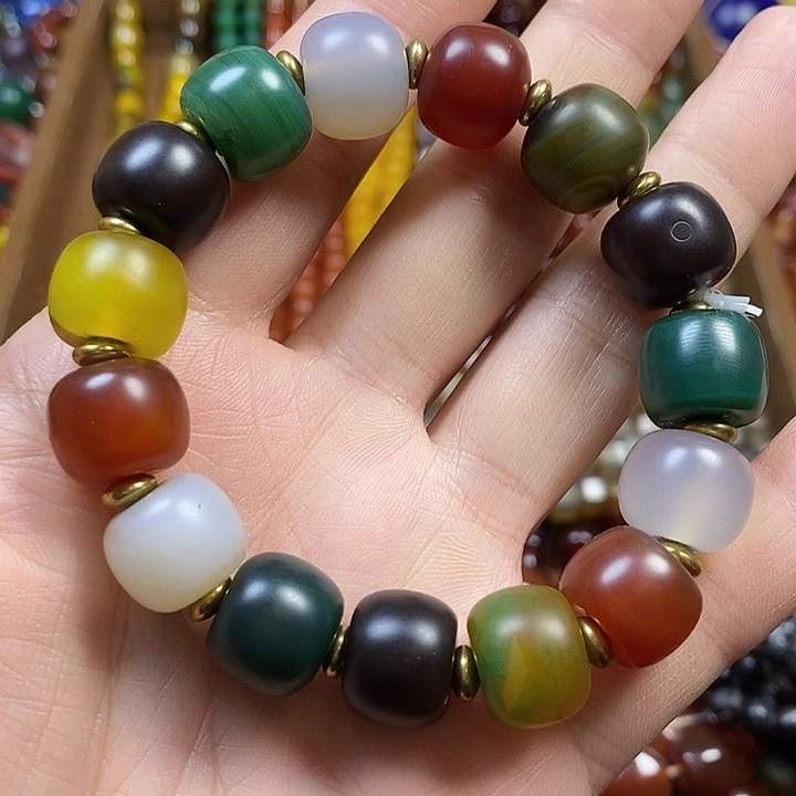 未镶嵌颈饰玛瑙/玉髓