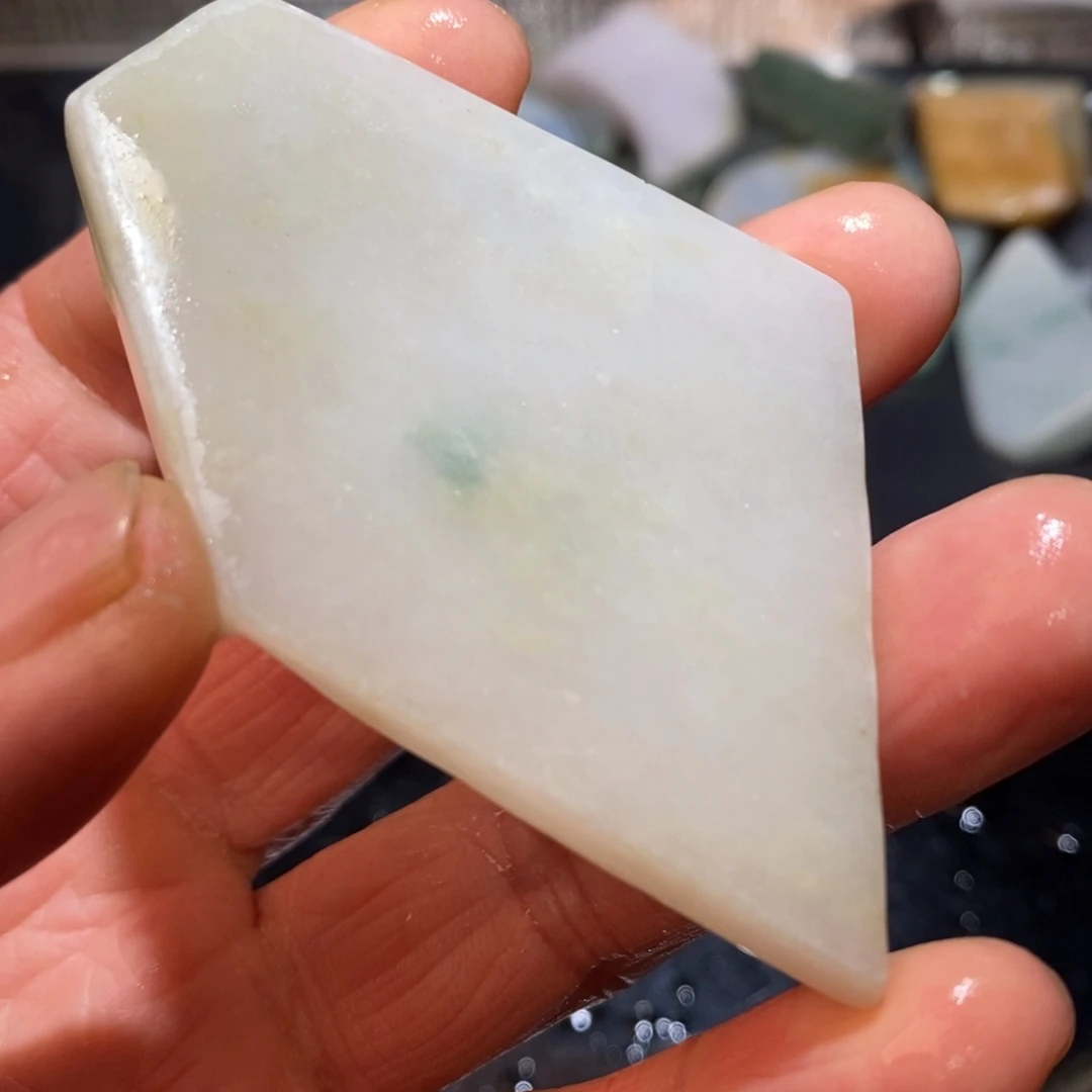 定制翡翠未镶嵌定制翡翠