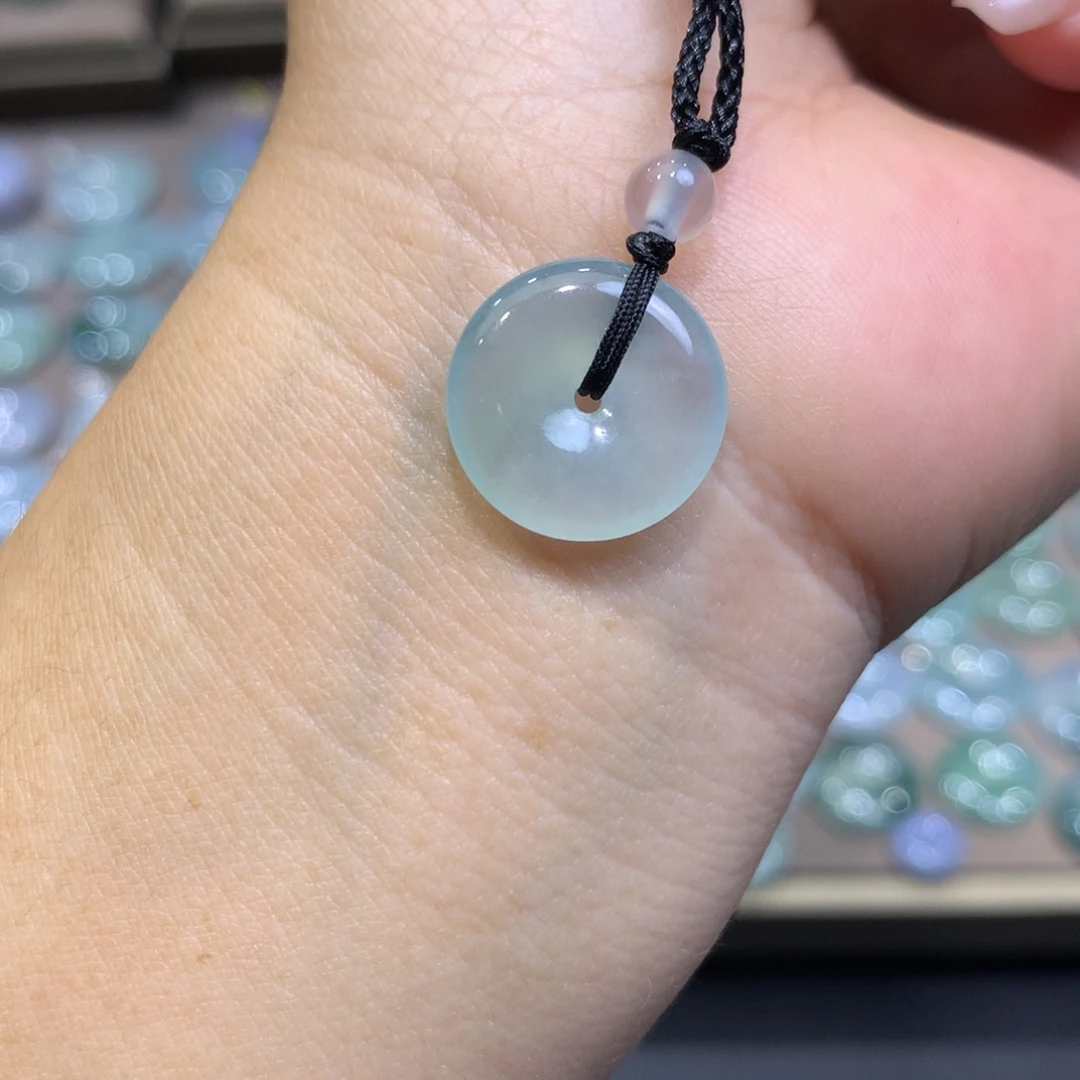 翡翠未镶嵌颈饰平安扣15.8^3.8