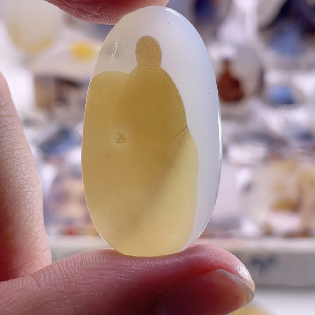 玛瑙/玉髓未镶嵌珠宝奇石