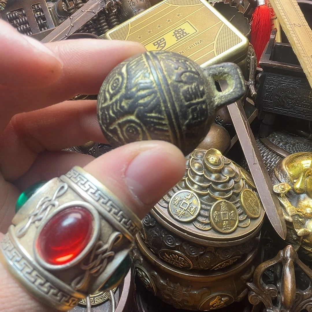 精美铜器收藏品等