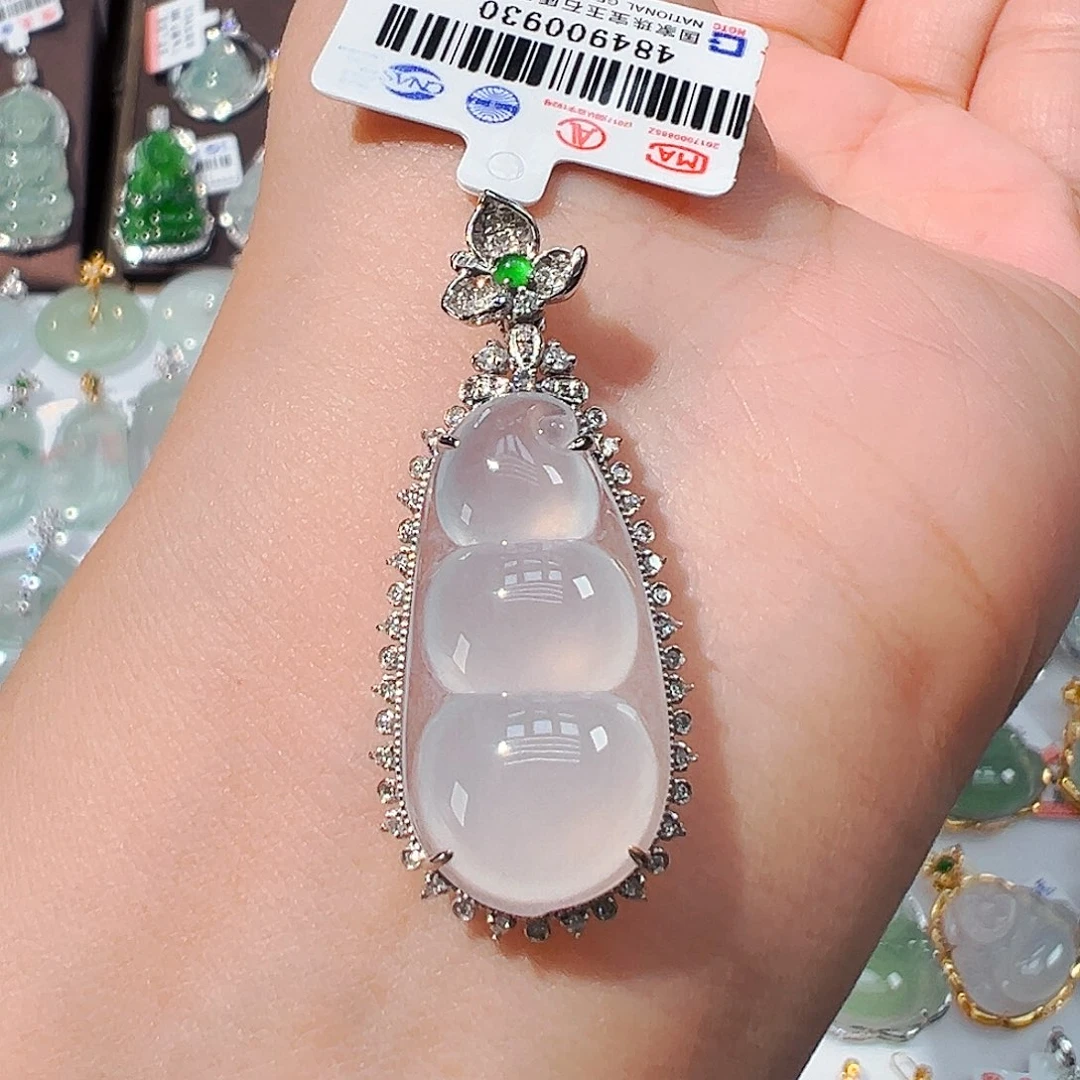吊坠(不含链)18K金镶嵌翡翠福豆