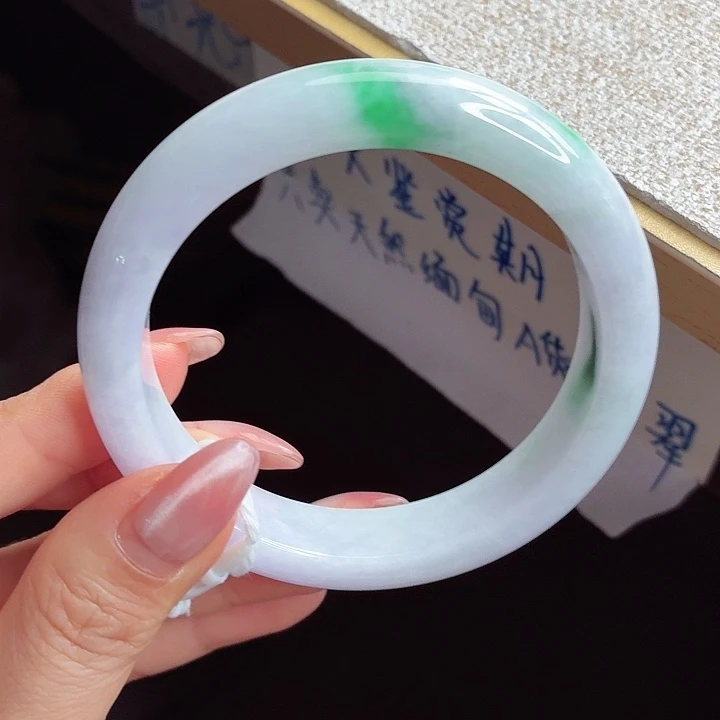 翡翠未镶嵌手镯手镯