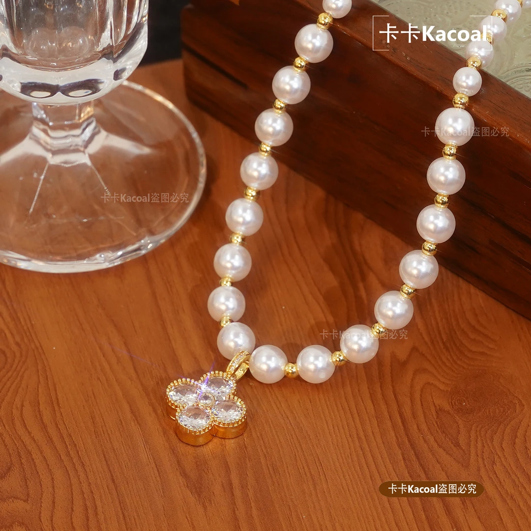 铜合金仿珍珠项链 四叶花 珠珠项链精致颈链百搭高级七夕礼物