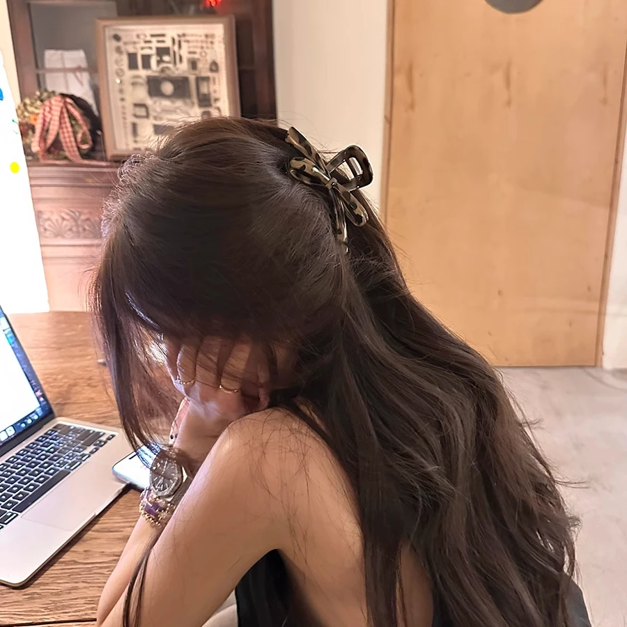 韩国豹纹蝴蝶结抓夹女发饰2025新款盘发鲨鱼夹高级感气质夹子发夹