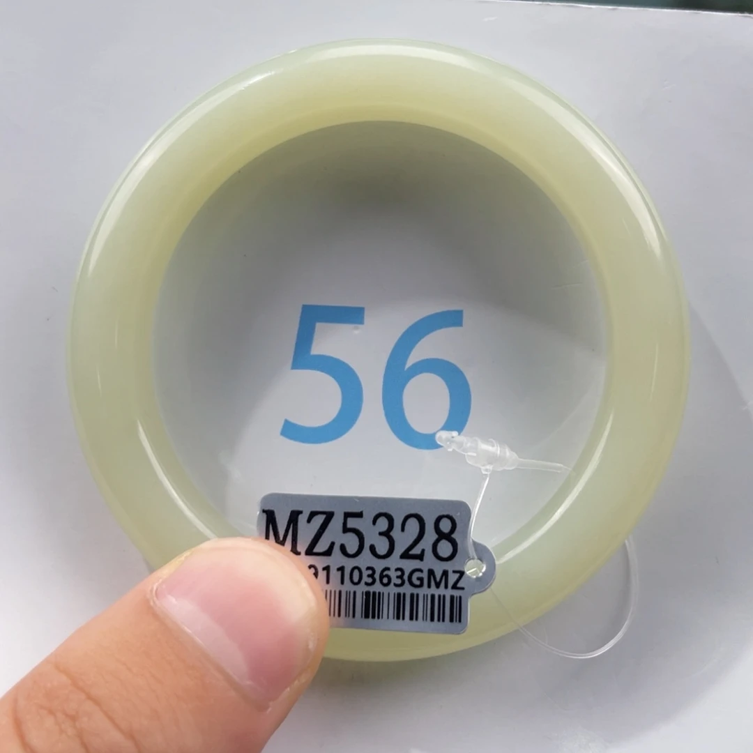 和田玉手镯未镶嵌刘*