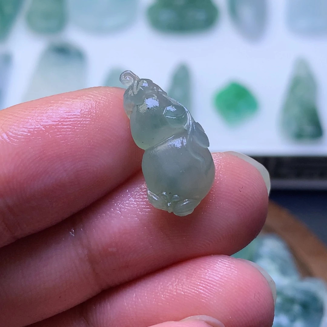 定制翡翠未镶嵌葫芦