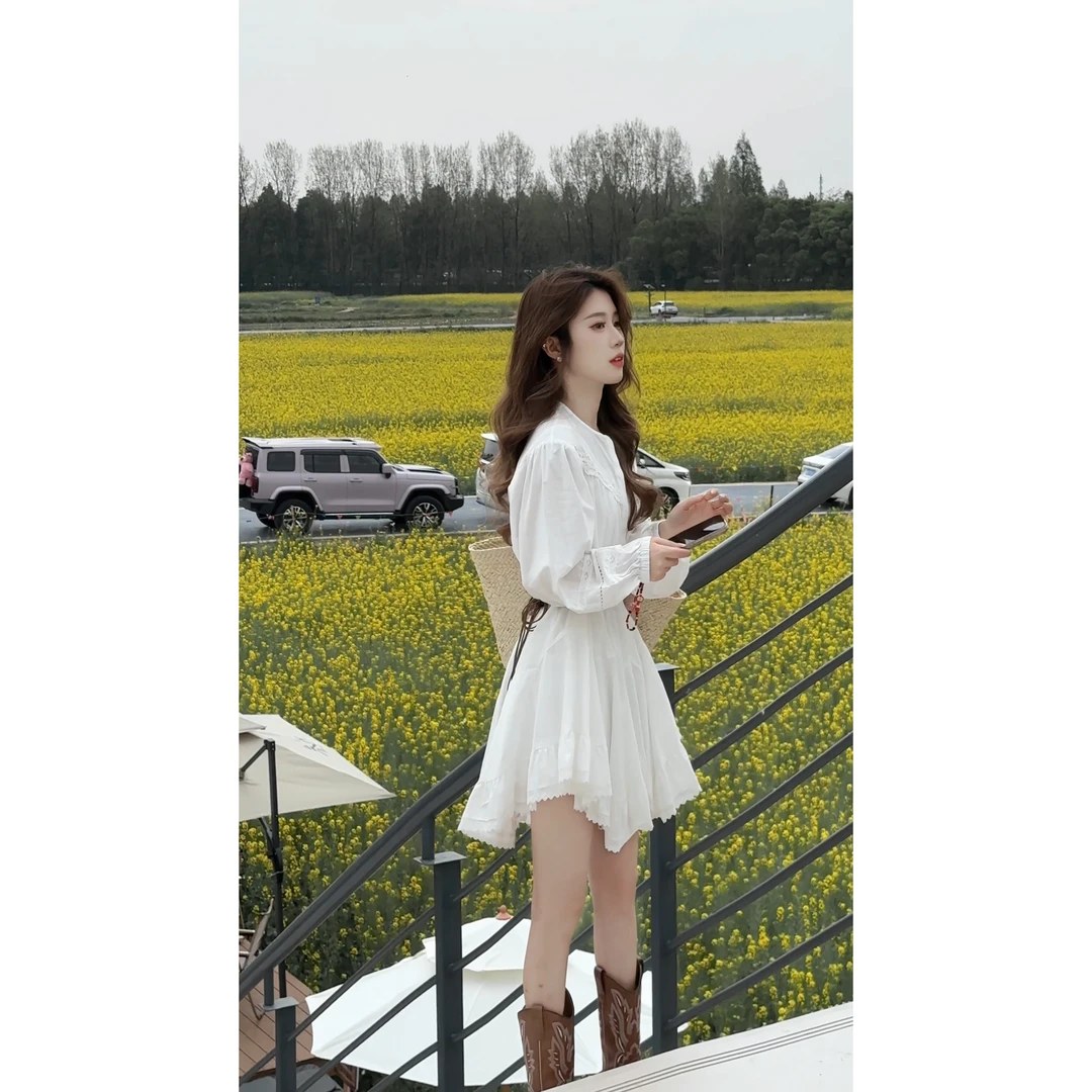 【花海野餐记】显瘦气质长袖白色白色夏季小众收腰设计感温柔连衣裙