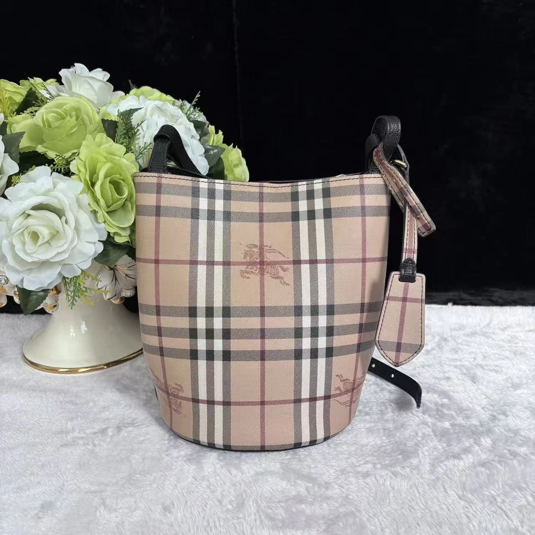 95新 BURBERRY/博柏利 胖虎安安/公价0/箱包/两用包/0035