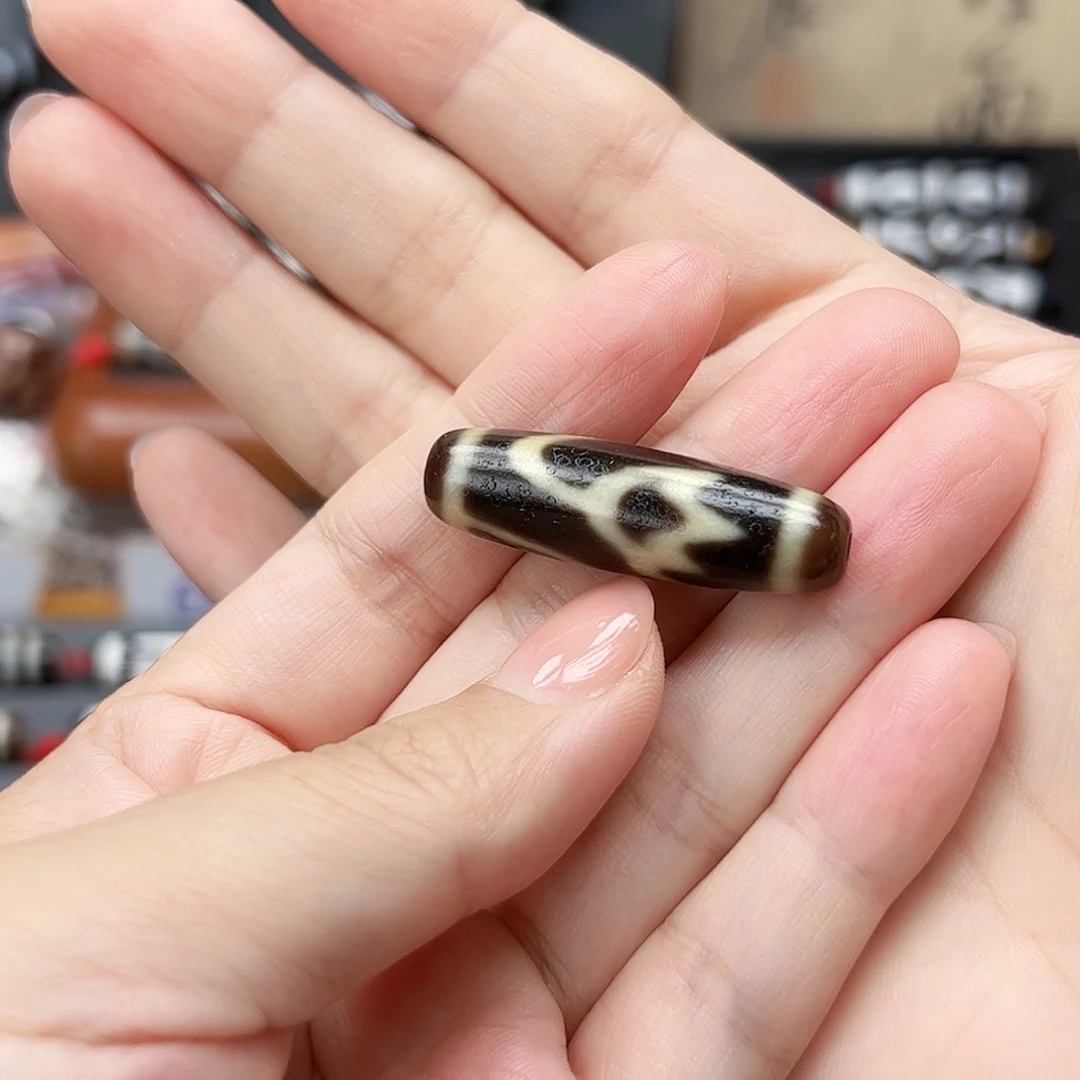 琪***融合金颈饰玛瑙/玉髓