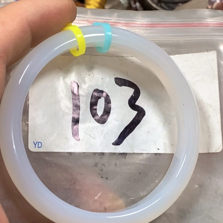 用***3滴血莲花菩提吊坠