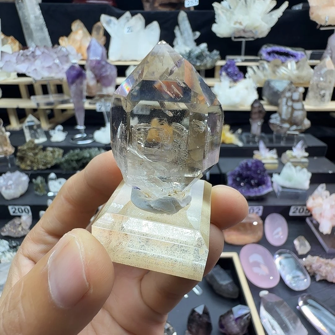 夏***闪石材天然水晶摆件