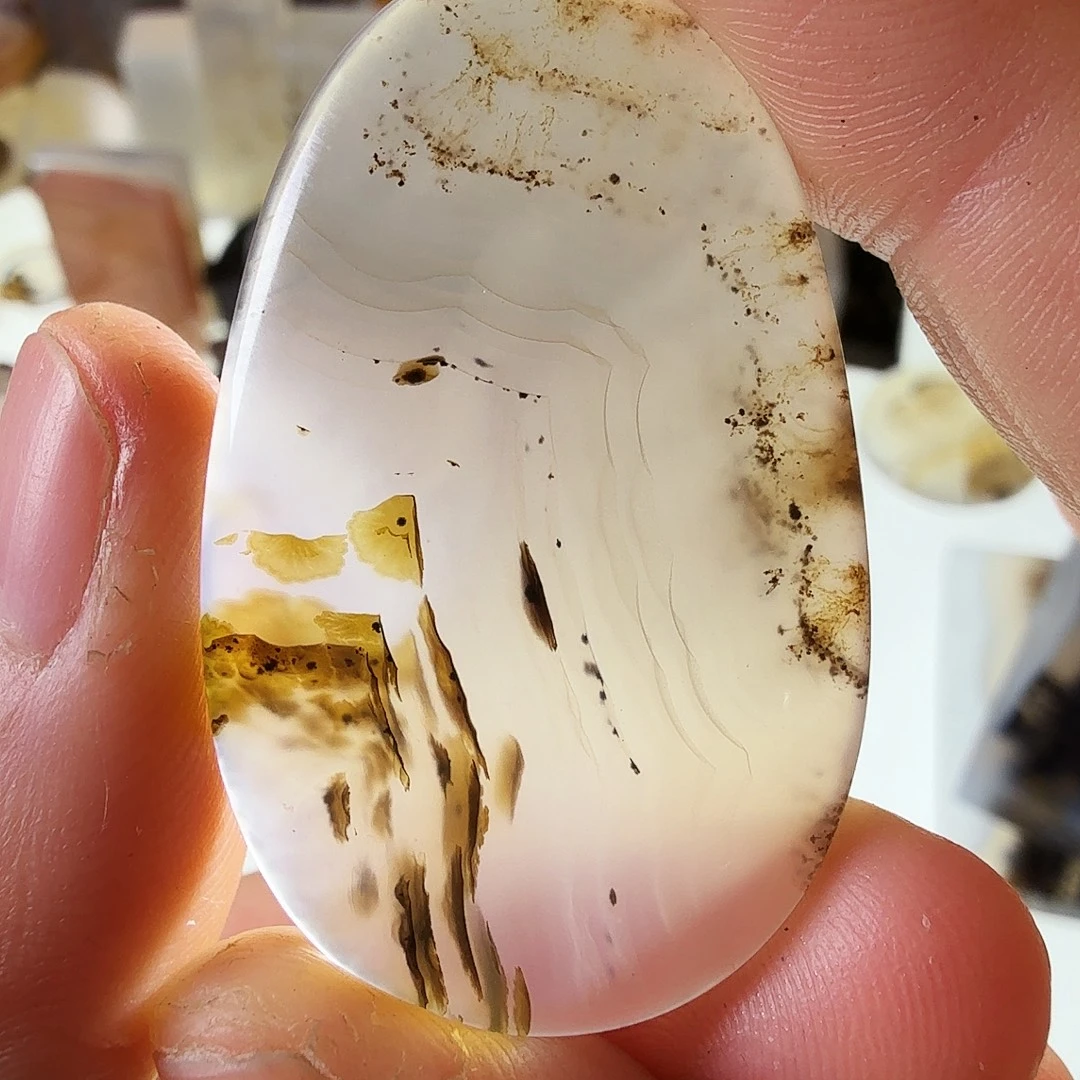 玛瑙/玉髓未镶嵌珠宝半成品