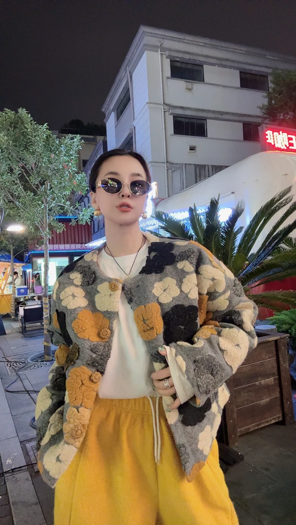 7120：冬季宽松型常规款慵懒风保暖针织豹纹上衣秋冬外套