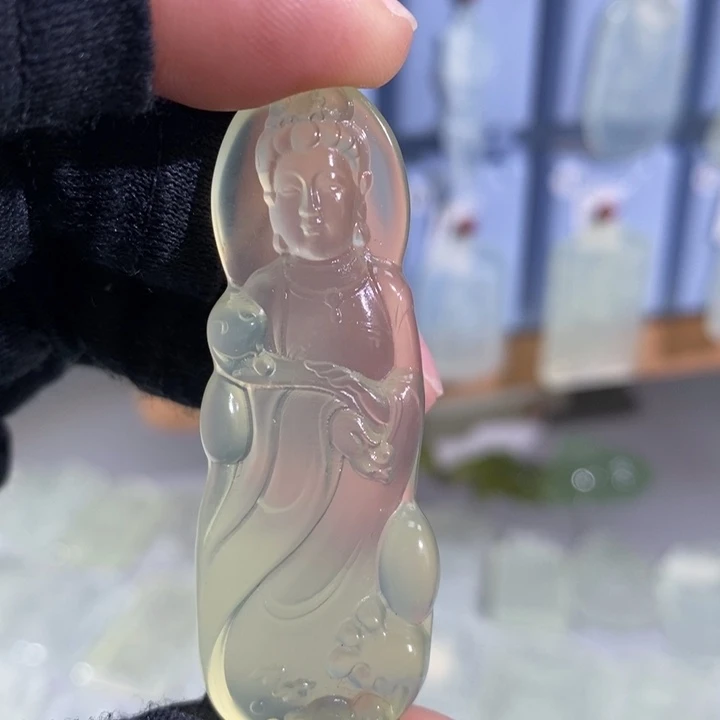 岫玉未镶嵌颈饰吊坠