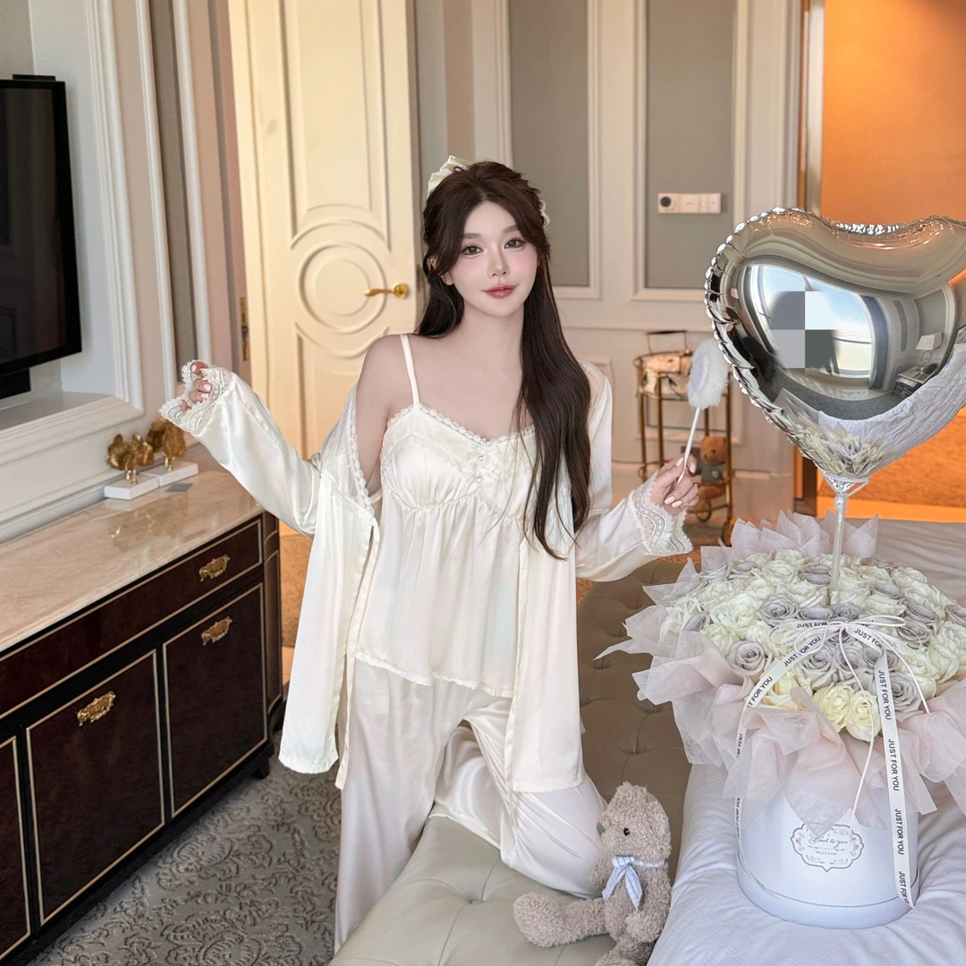 【白茶月光】三件套柔光软丝长袖家居服高腰显瘦春秋显高显白睡衣女