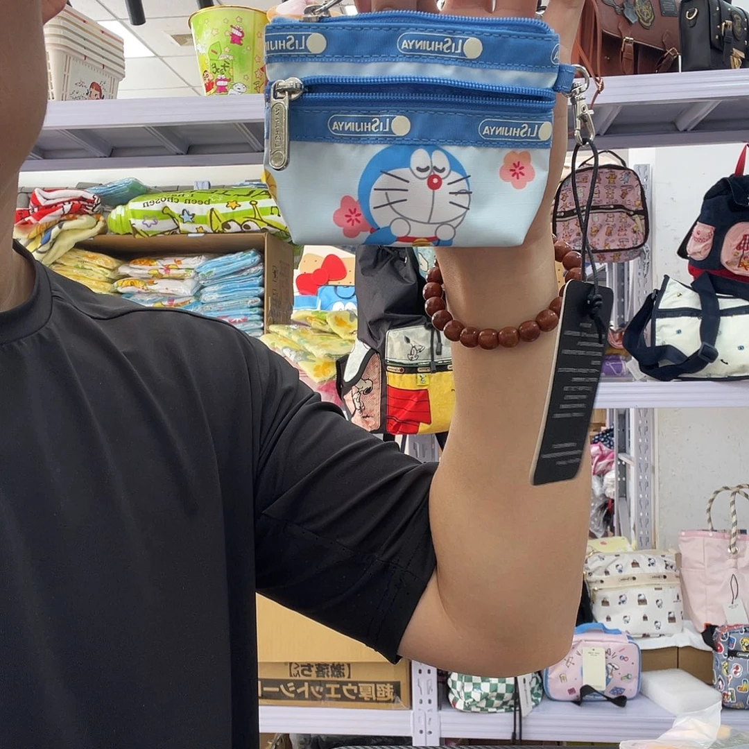 PU化妆包等产品和产品