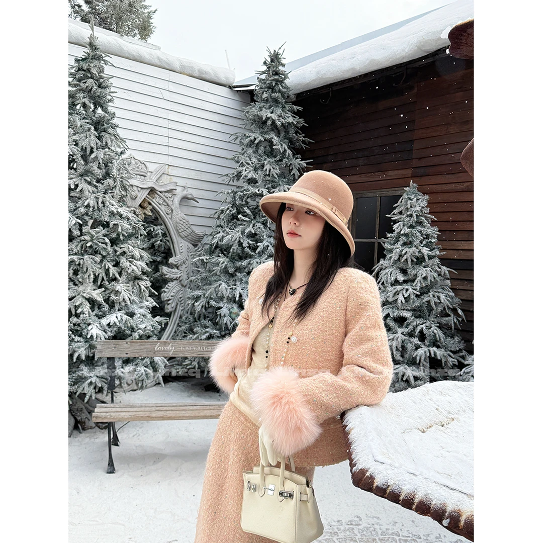 林子秋【金粉世家】狐狸毛袖羊毛小香套装橘粉色金线编织短外套半裙