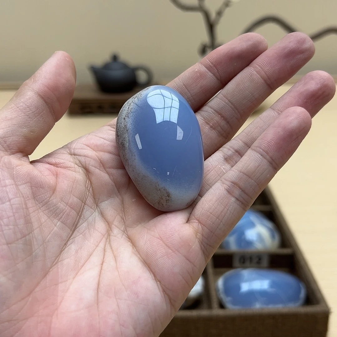 未镶嵌玛瑙/玉髓珠宝奇石风*?