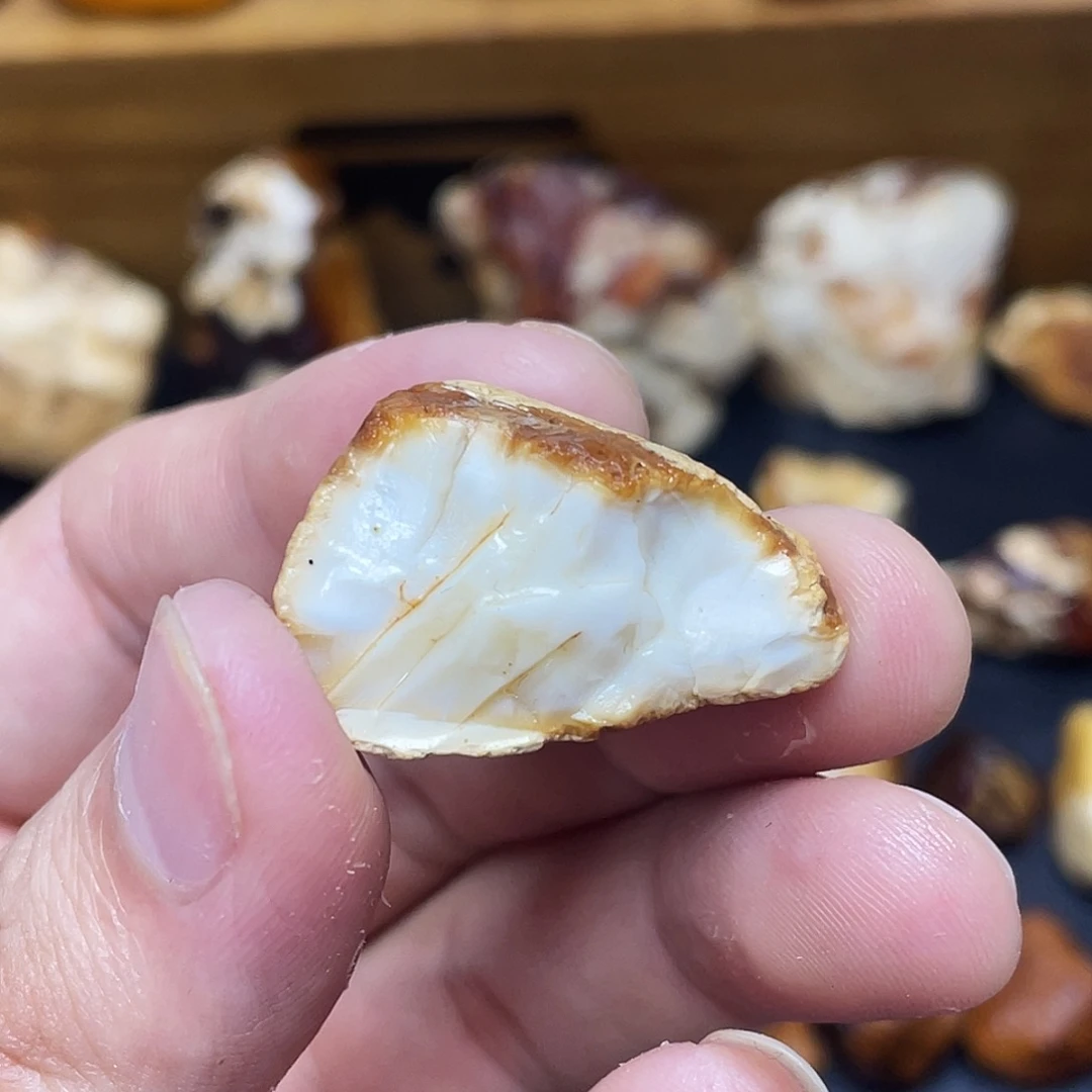 定制琥珀未镶嵌X****郎定制