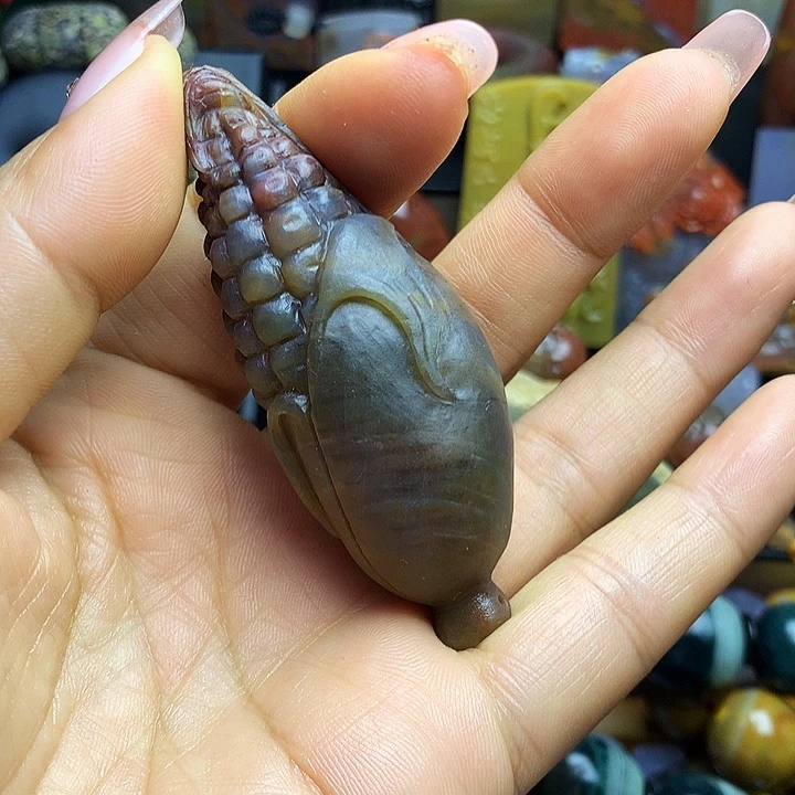 硅化玉未镶嵌吊坠(不含链)玉米手把件