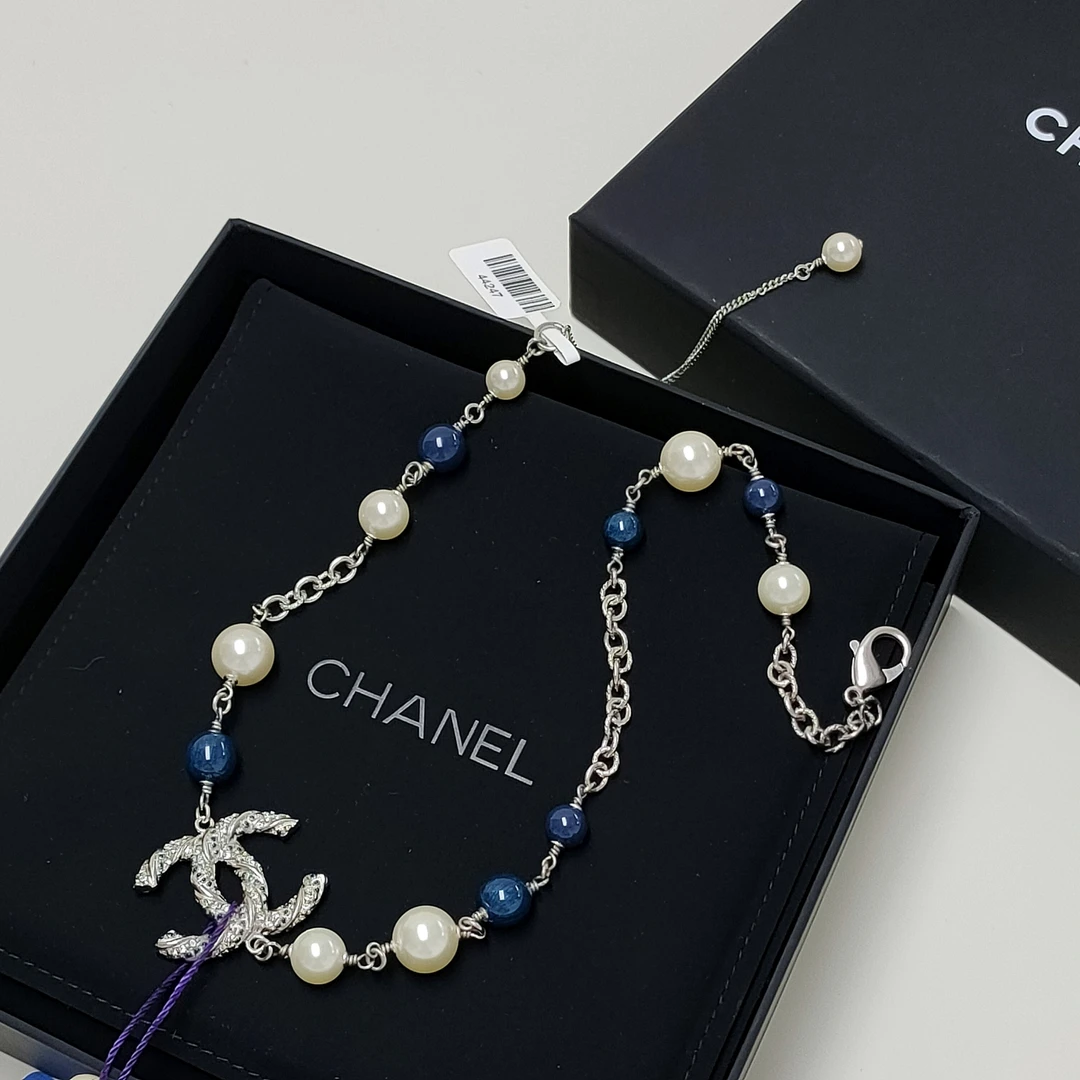 95新 Chanel/香奈儿 Azul-13P蓝拼白珍珠满钻大双C项链 44247