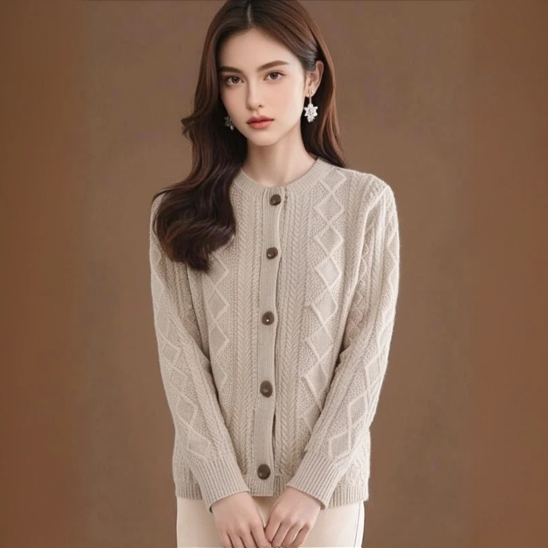 100%绵羊毛复古加厚绞花开衫宽松慵懒圆领毛衣针织外套LW 825173