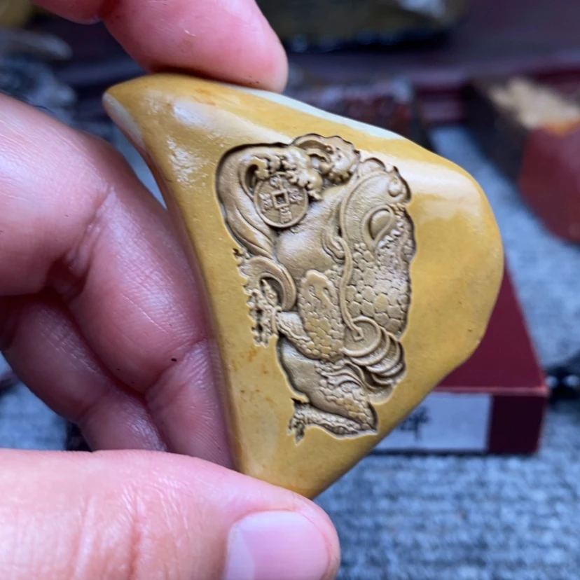 【闪购商品】原石雕刻手把件