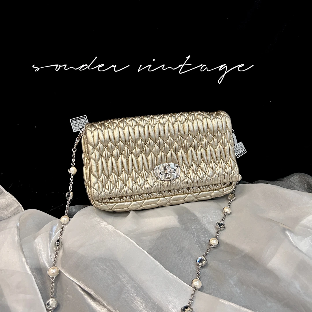 95新 MIU MIU/缪缪 缪缪淡金色单肩斜挎包