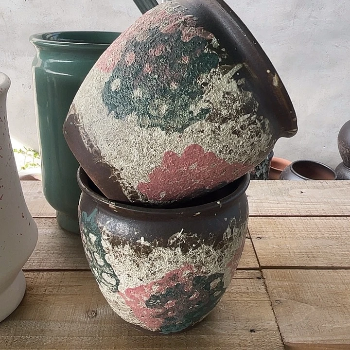 花盆紫砂口20高20油画两个