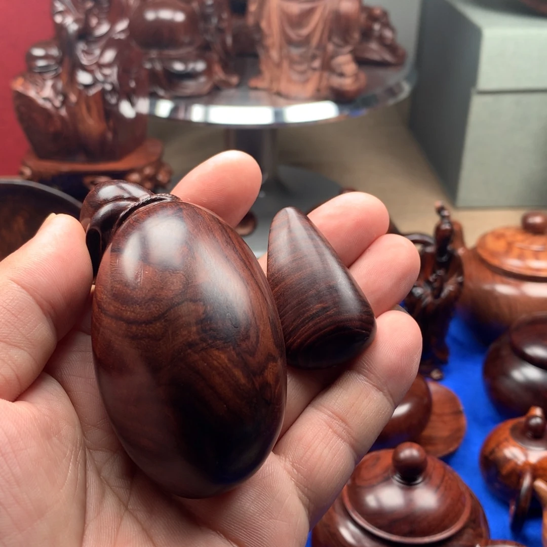 西***袋黄花梨/降香黄檀把件