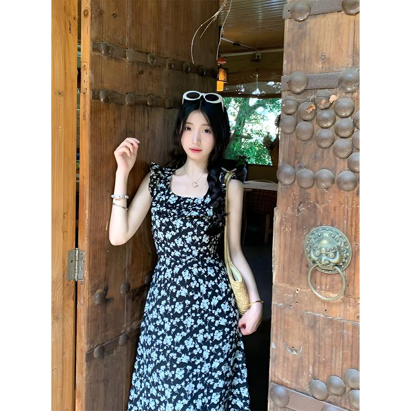 现货2025大码夏季法式赫本风黑色碎花连衣裙大码气质收腰高级长裙