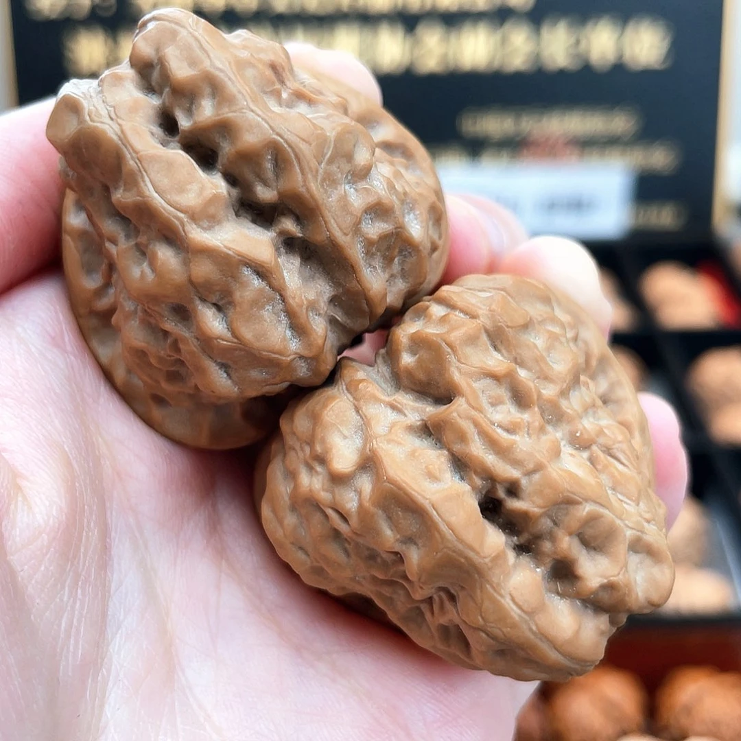 把件文玩核桃凶残四开背蹬腿三米高S4002荷叶凹底七眼八腿